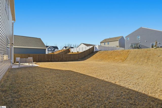 870 Barlow Lane, Woodruff, SC 29388