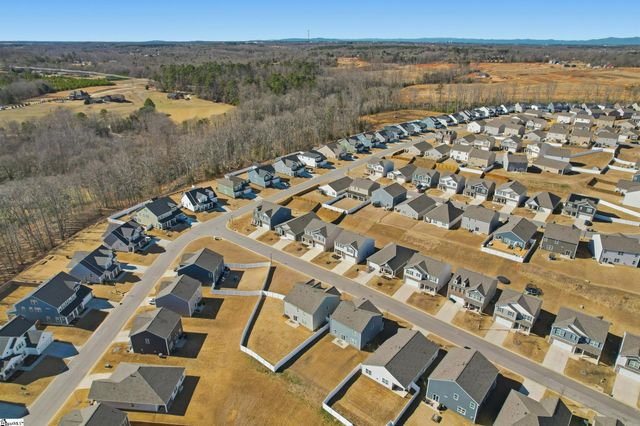 870 Barlow Lane, Woodruff, SC 29388