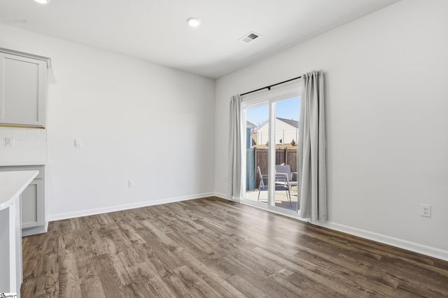 870 Barlow Lane, Woodruff, SC 29388