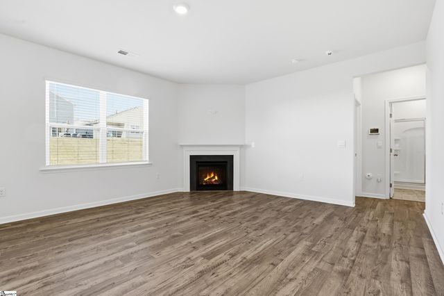 870 Barlow Lane, Woodruff, SC 29388