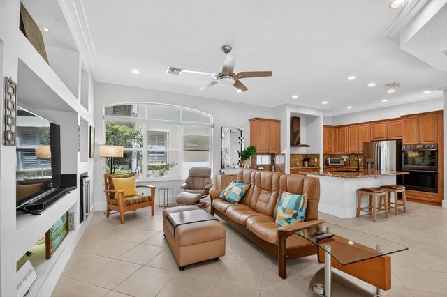 6887 Houlton Circle, Lake Worth, FL 33467