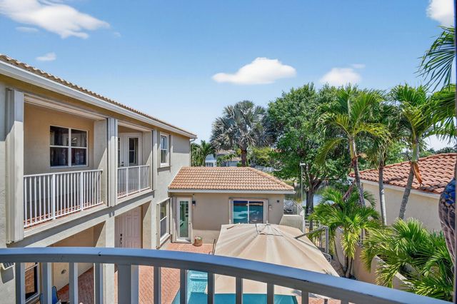 6887 Houlton Circle, Lake Worth, FL 33467