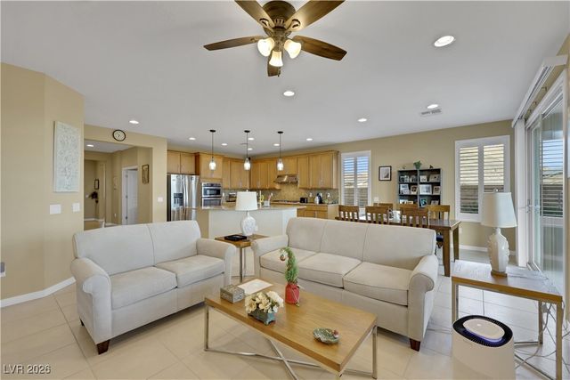 2760 Renewal Court, Las Vegas, NV 89138