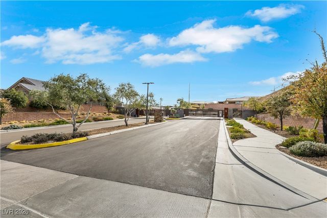 2760 Renewal Court, Las Vegas, NV 89138