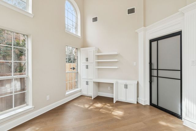 1713 Briaroaks Drive, Flower Mound, TX 75028