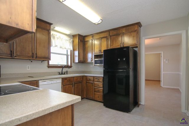 305 Empire Trail, Warner Robins, GA 31088