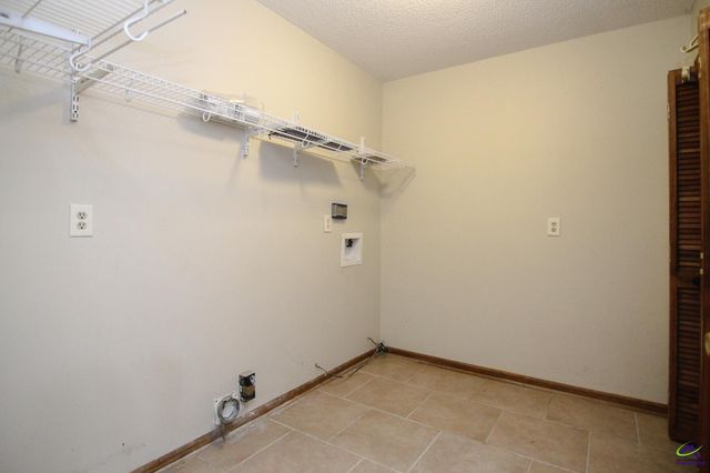 305 Empire Trail, Warner Robins, GA 31088