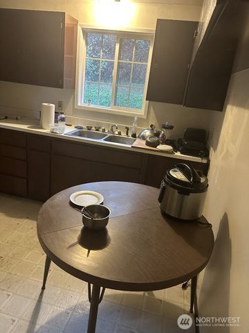 16431 48th Avenue S, Seatac, WA 98188