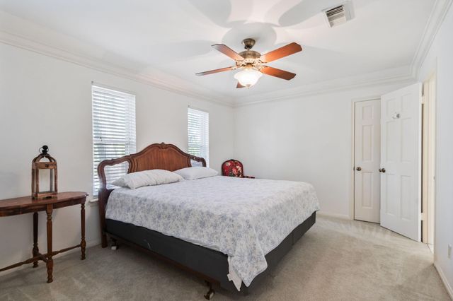 13607 Wendelyn Lane, Houston, TX 77069