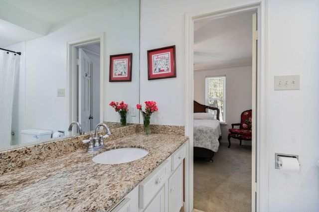 13607 Wendelyn Lane, Houston, TX 77069