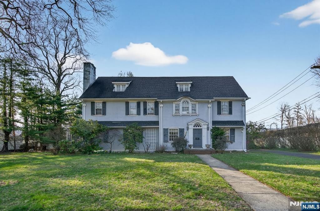 2 Halsey Place, South Orange Village, NJ 07079