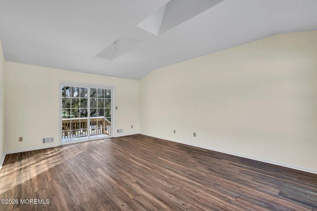 8 Winding Woods Way, Manalapan, NJ 07726