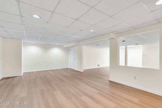 8 Winding Woods Way, Manalapan, NJ 07726