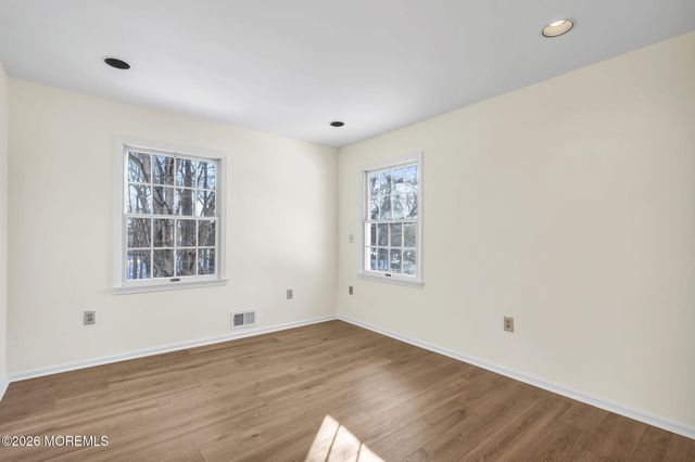 8 Winding Woods Way, Manalapan, NJ 07726