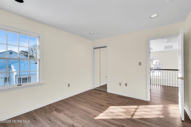 8 Winding Woods Way, Manalapan, NJ 07726