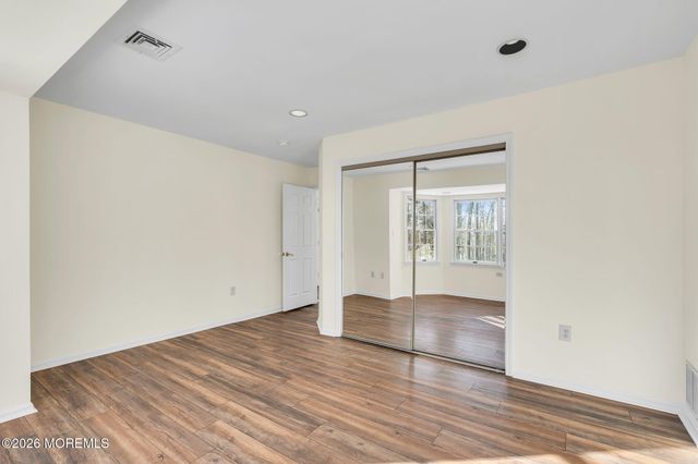 8 Winding Woods Way, Manalapan, NJ 07726