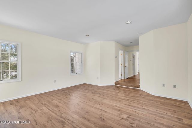 8 Winding Woods Way, Manalapan, NJ 07726