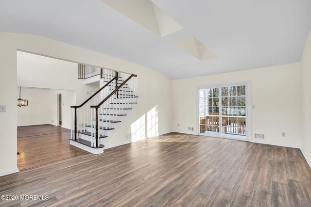 8 Winding Woods Way, Manalapan, NJ 07726