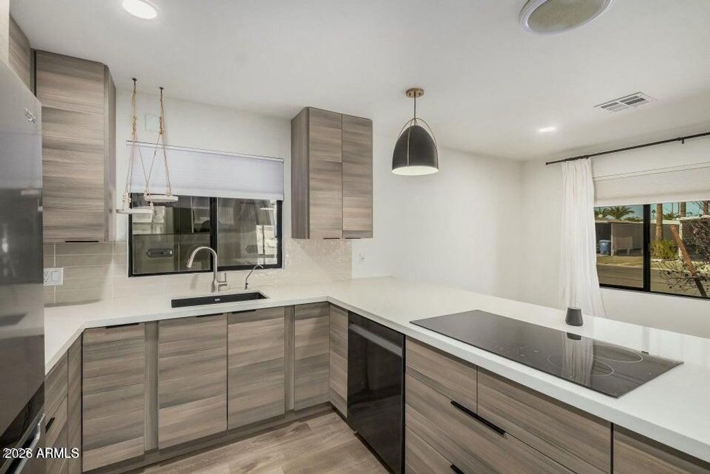 3104 E BROADWAY Road 276, Mesa, AZ 85204