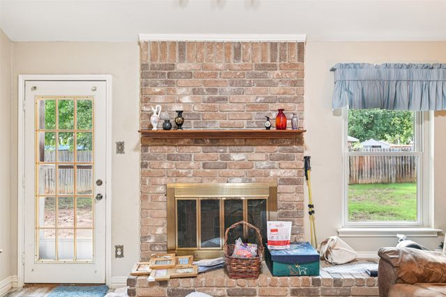 406 Anice Lane, Euless, TX 76039