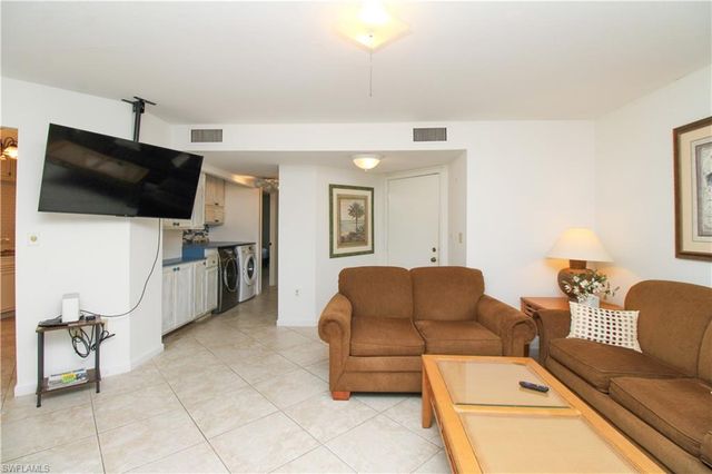 1510 Mainsail DR 7, Naples, FL 34114