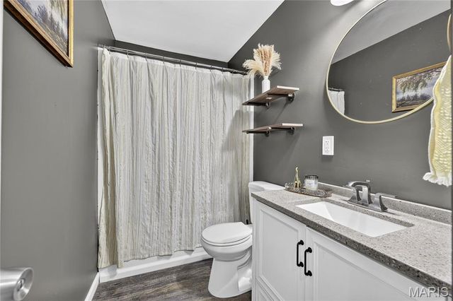 34 Highland Drive, St Charles, MO 63303
