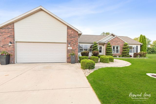 3083 Deer Run Drive, Kankakee, IL 60901