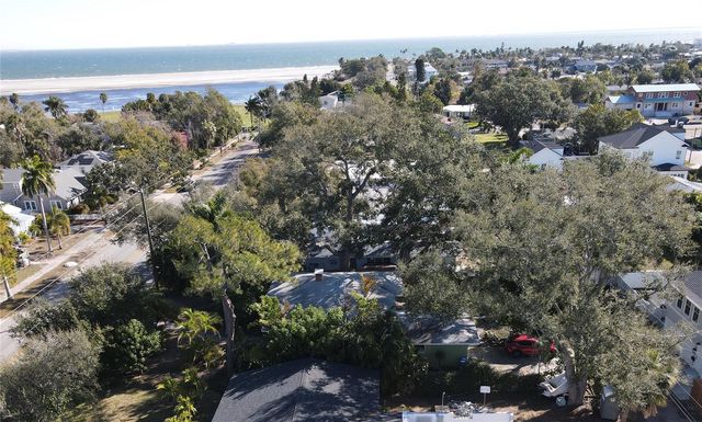 220 22ND AVENUE SE, St Petersburg, FL 33705