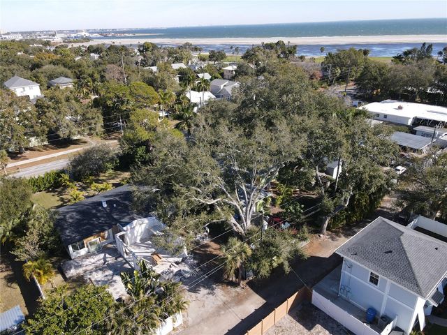 220 22ND AVENUE SE, St Petersburg, FL 33705