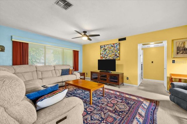 220 22ND AVENUE SE, St Petersburg, FL 33705