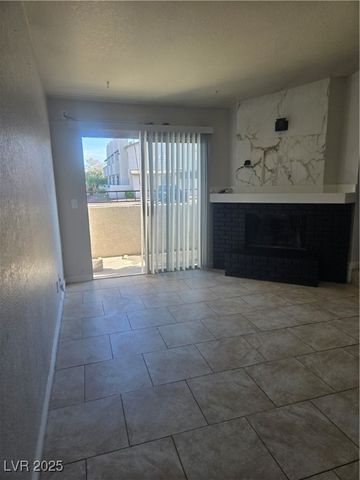 2941 Country Manor Lane 27, Las Vegas, NV 89115