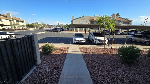 2941 Country Manor Lane 27, Las Vegas, NV 89115