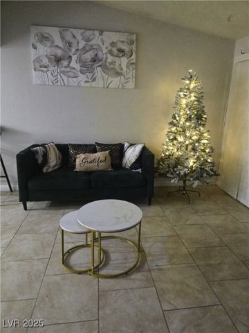 2941 Country Manor Lane 27, Las Vegas, NV 89115