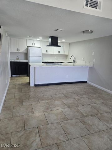 2941 Country Manor Lane 27, Las Vegas, NV 89115