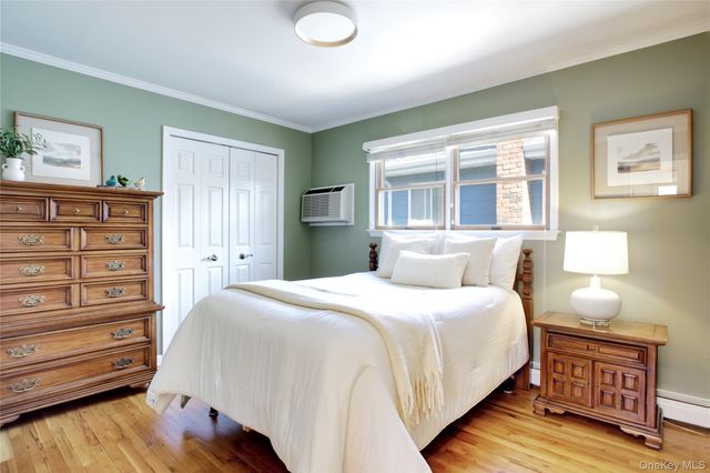 119 Radcliff Avenue, Port Washington, NY 11050