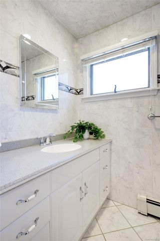 119 Radcliff Avenue, Port Washington, NY 11050