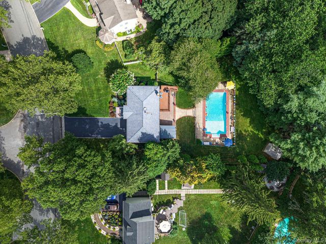 212 Cedrus Avenue, East Northport, NY 11731
