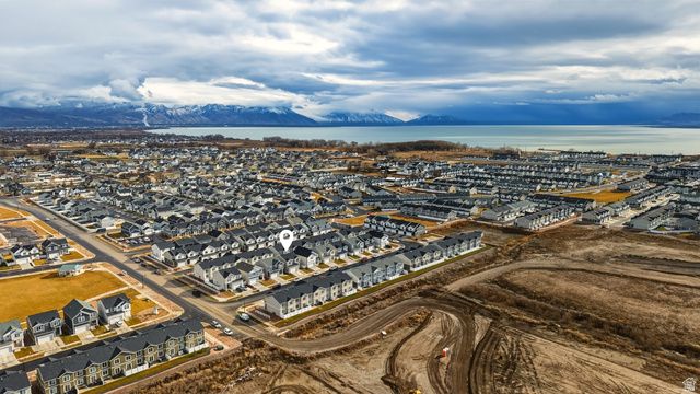 522 N SCUTTLEBUTT LN, Saratoga Springs, UT 84045