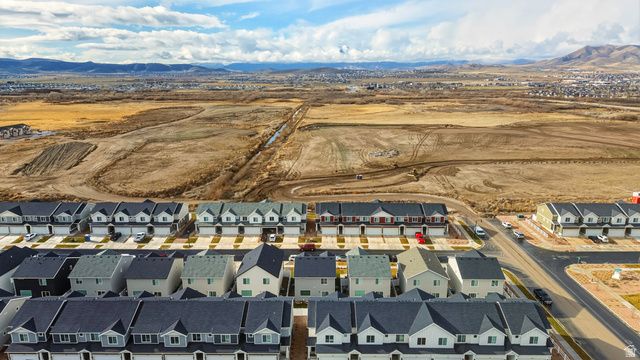 522 N SCUTTLEBUTT LN, Saratoga Springs, UT 84045