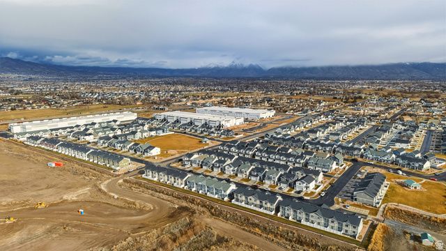 522 N SCUTTLEBUTT LN, Saratoga Springs, UT 84045