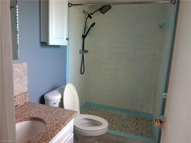 893 Iris DR, North Fort Myers, FL 33903