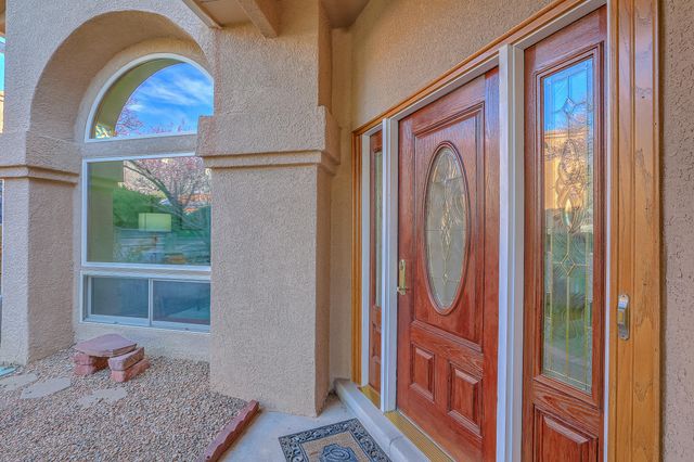 13400 Pinnacle Court NE, Albuquerque, NM 87112