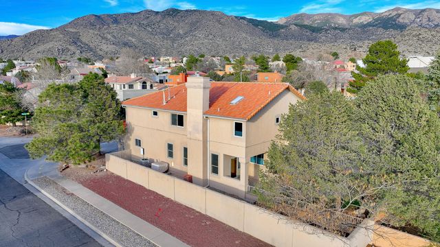 13400 Pinnacle Court NE, Albuquerque, NM 87112
