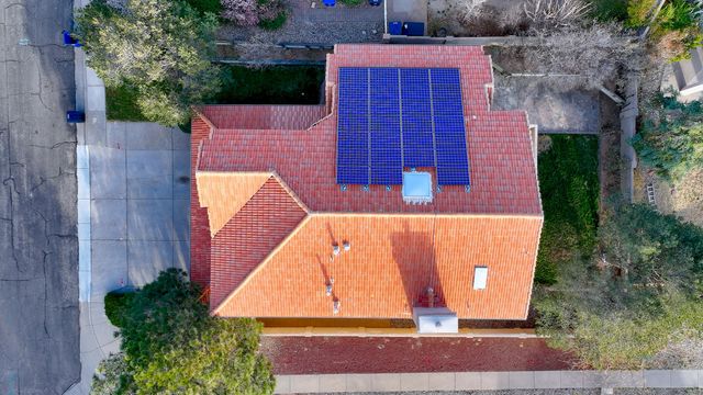 13400 Pinnacle Court NE, Albuquerque, NM 87112