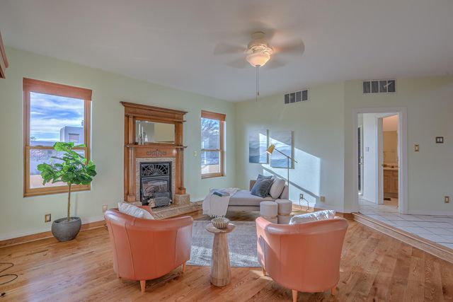 13400 Pinnacle Court NE, Albuquerque, NM 87112