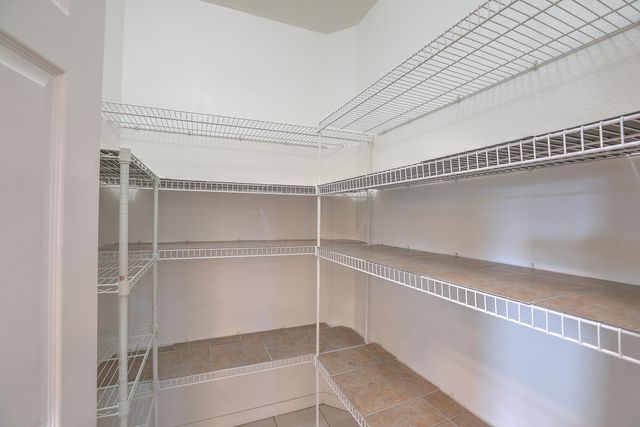 13400 Pinnacle Court NE, Albuquerque, NM 87112