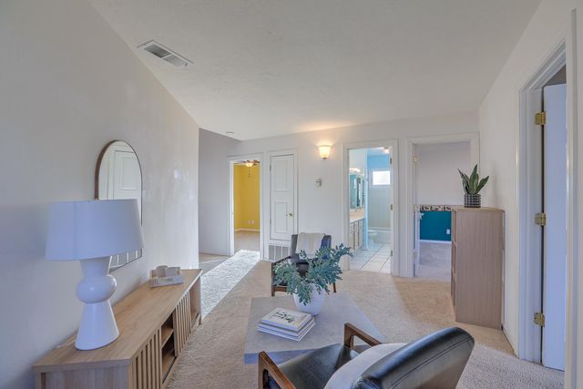 13400 Pinnacle Court NE, Albuquerque, NM 87112
