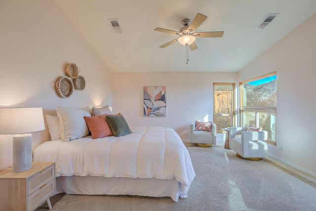 13400 Pinnacle Court NE, Albuquerque, NM 87112