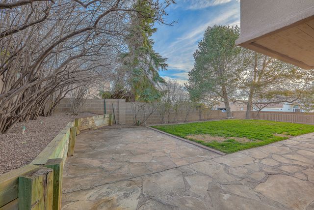 13400 Pinnacle Court NE, Albuquerque, NM 87112