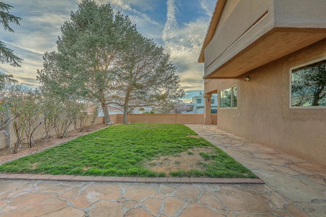 13400 Pinnacle Court NE, Albuquerque, NM 87112
